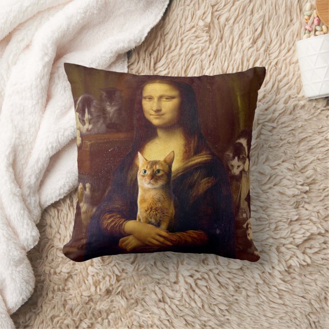 Mona Lisa and her cat                              Throw Pillow (Blanket)