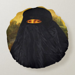 Mona Lisa Hidden Behind Burqa Round Pillow