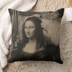 Mona Lisa's Stylish Hairdresser Visit Throw Pillow