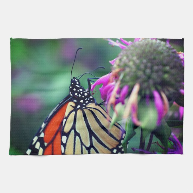 Monarch Butterfly On Flower Close Up   Kitchen Towel (Horizontal)
