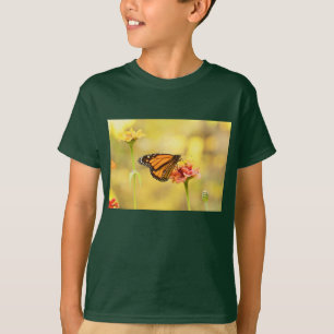 Monarch Butterfly on Zinnia T-Shirt
