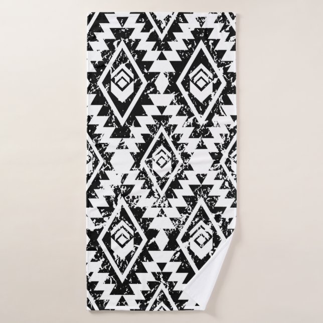 Monochrome tribal ethnic seamless pattern bath towel (Bath Towel)