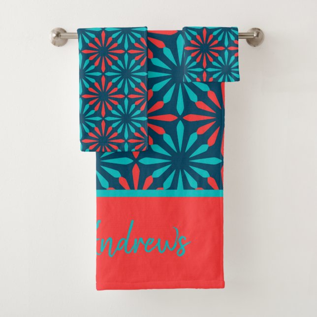 Monogram Blue Red Pattern Personalized Name Bath Towel Set (Insitu)
