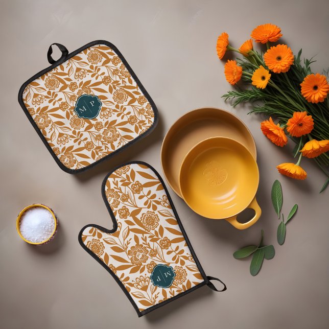 Monogram Country Style Bold Floral Pattern Yellow Oven Mitt & Pot Holder Set (Monogram Country Style Bold Floral Pattern Yellow Oven Mitt & Pot Holder Set)