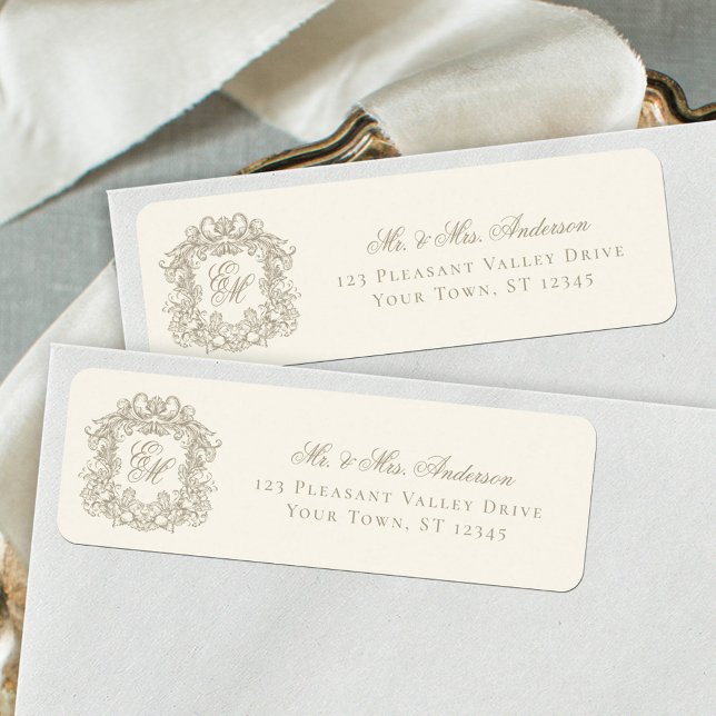 Monogram Crest Ivory Wedding Return Address (Créateur téléchargé)