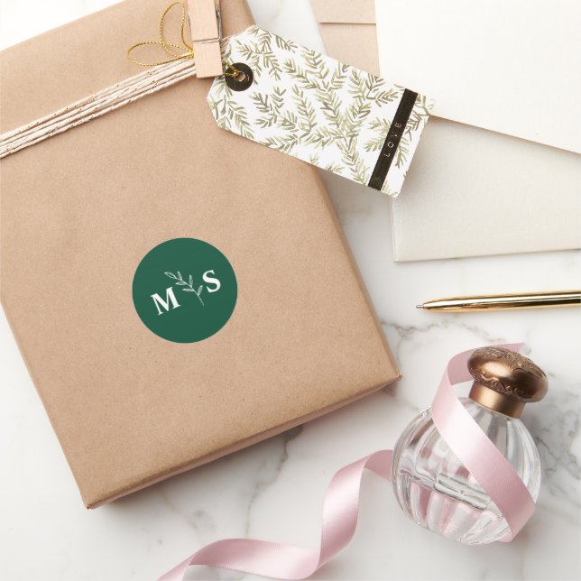 Monogram emerald green wedding favour classic round sticker (Gifting)