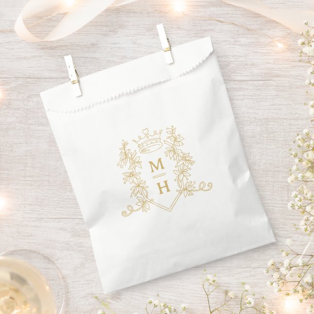 Monogram heart crown crest gold wedding favour bag (Clipped)