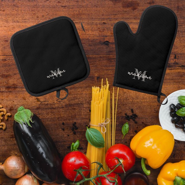 Monogram Initial Name Black  Oven Mitt & Pot Holder Set (Monogrammed black oven mitt and pot holder)