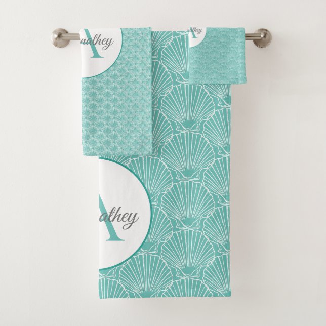 Monogram Name White Sea Shell Pattern Beach House Bath Towel Set (Insitu)