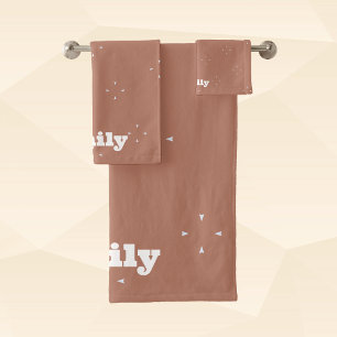 Monogram white arrow on mocha mousse background bath towel set