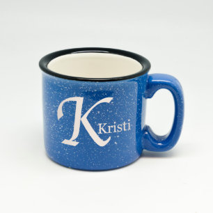 Monogramme bleu moucheté Mug de feu de camp