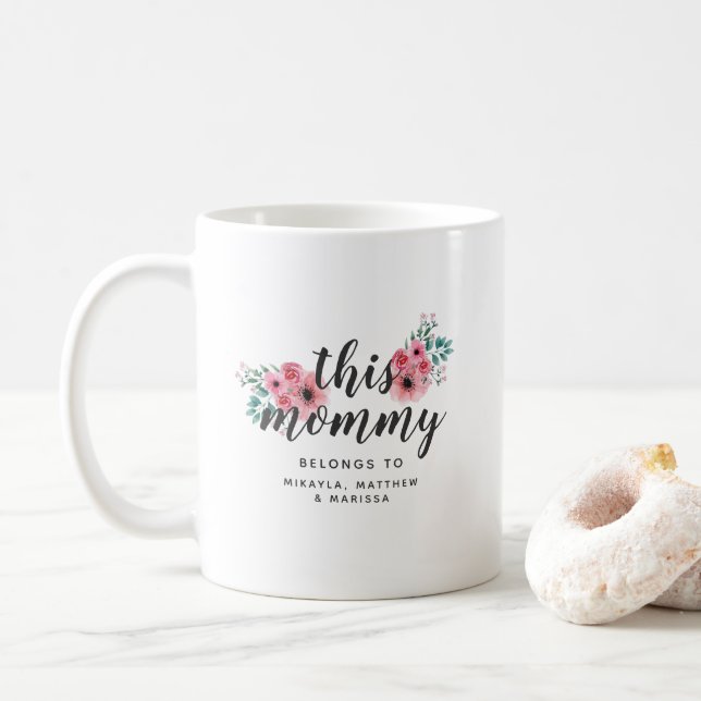 Monogramme Cette Maman Appartient À La Mug (Avec donut)