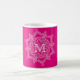 Monogramme chic de mandala de roses indien tasse