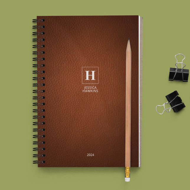 Monogramme classique en cuir Brown 202x hebdomadai (Créateur téléchargé)