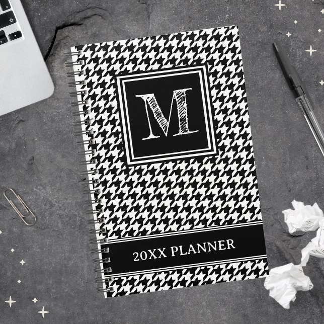 Monogramme classique noir et blanc de pied de chem (Créateur téléchargé)