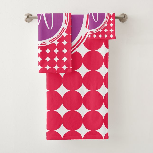 Monogramme de point Polka violet et rouge (En situation)
