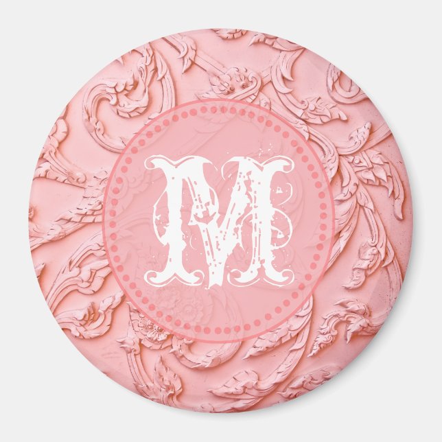 Monogramme en bois de fibre rose Premier aimant (Devant)