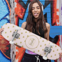Monogramme et nom du skateboard féminin
