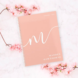 Monogramme fillette Calligraphie Coral Blush rose