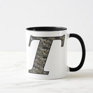 Monogramme initial T Hydrangea floral Mug