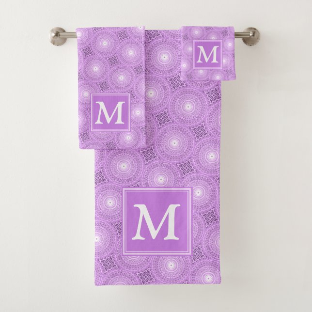 Monogramme lilas cercles pourpres motif (En situation)