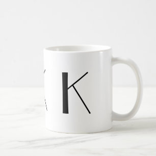 Monogramme tasse moderne noire et blanche de K
