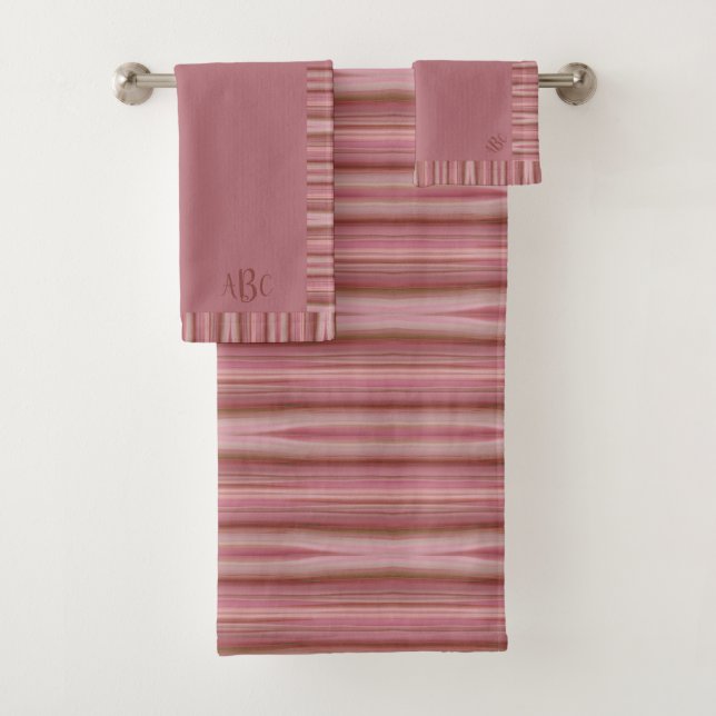 Monogrammed Dusty Rose Bath Towel Set (Insitu)