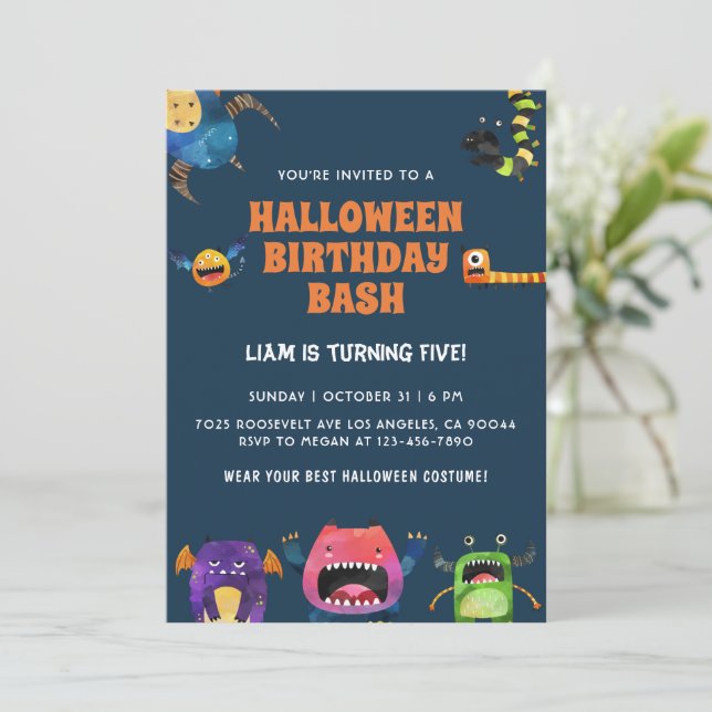 Monsters Halloween Anniversaire Invitation (Debout devant)