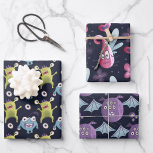 Monstres enveloppant des feuilles de papier