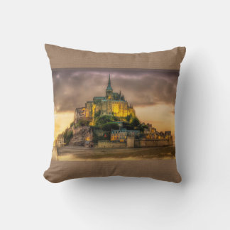 Mont St Michel Normandie France Coussin Brown