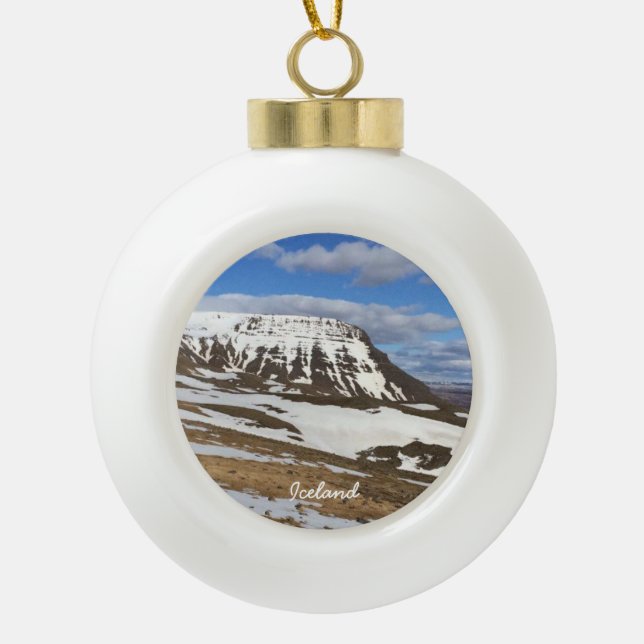 Montagne d'Islande - Ornement de bal en céramique (Devant)
