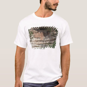 'Montezuma castle Pueblo Village Indian Ruins, T-Shirt