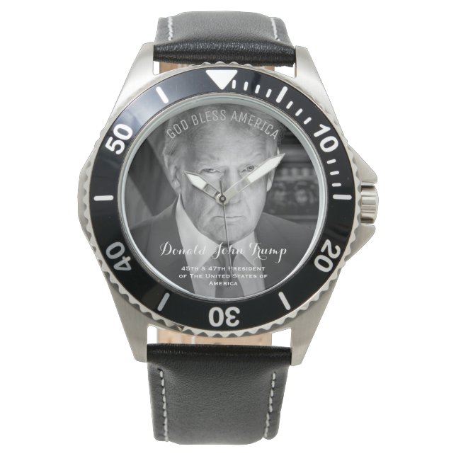 Montre 45ème et 47ème président des États-Unis Donald Tru (devant)