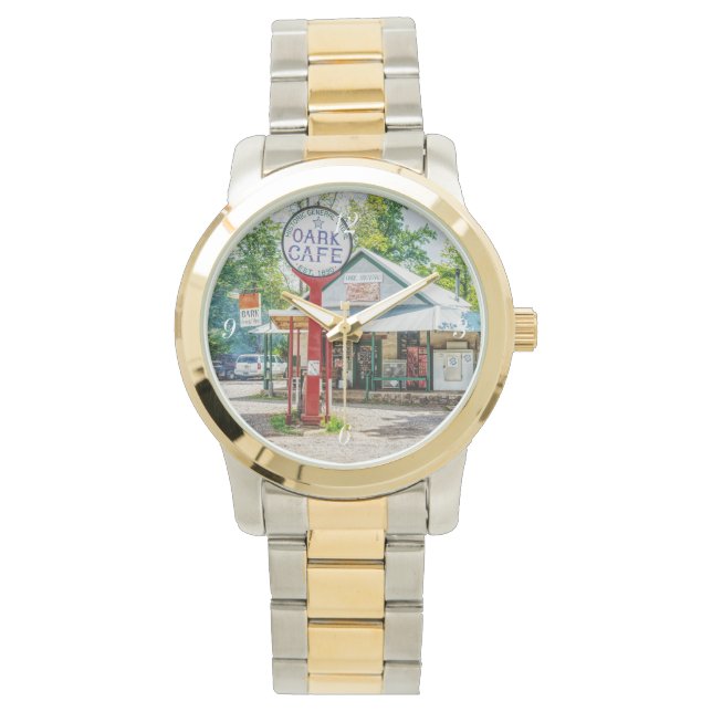 Montre à poignet historique du magasin général Oar (devant)
