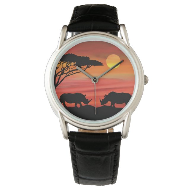 Montre Belle rhinocéros dans le coucher du soleil du Sere (devant)