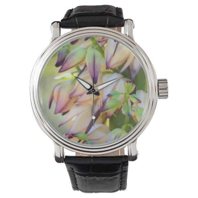 montre-bracelet à fleurs de yucca (devant)