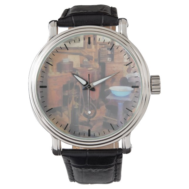 Montre Cabinet Dentaire Avec Perceuse (devant)