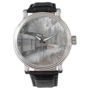 Montre Canada, Alberta. Train à neige VIA Rail entre