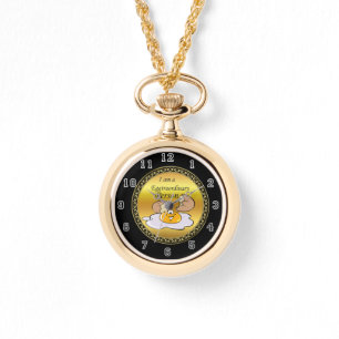 Montre caricature personnage oeuf frit avec grand sourire