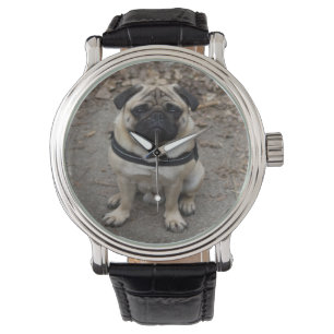 Montre Carlin très sérieux