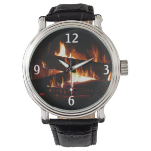 Montre Cheminée Chaleureuse Photographie de scène hiverna