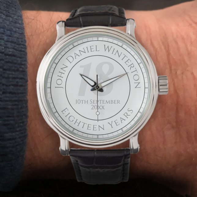 Montre Commémoration du 18e anniversaire avec le nom, l'â (Créateur téléchargé)