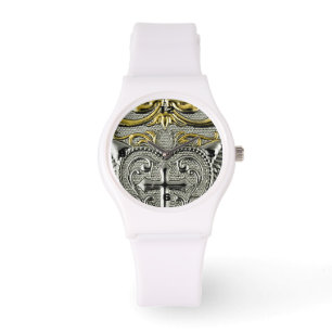 Montre croix argentée métallique de christianisme