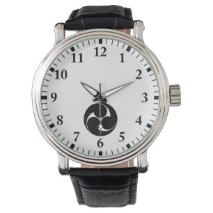 Montre ) de 地抜き de (de 左三つ巴