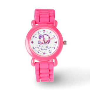 Montre de nom de filles de coeur de griffonnage de