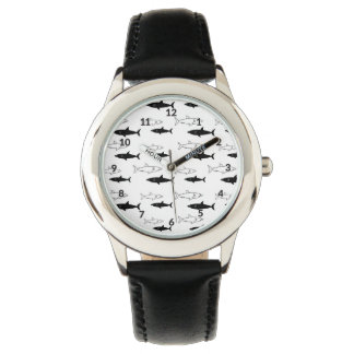 Montre de requin noir et blanc