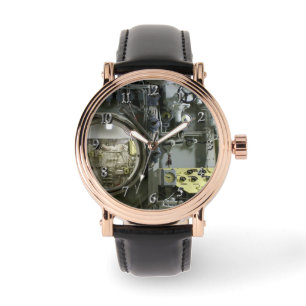 Montre écoutille sur un ancien sous-marin rétro