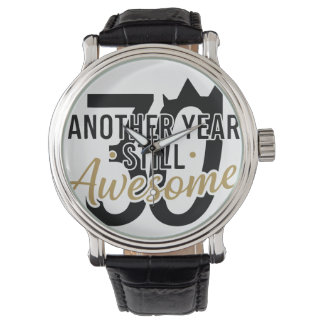 Montre Écriture élégante dorée "Incroyable" Typographie N