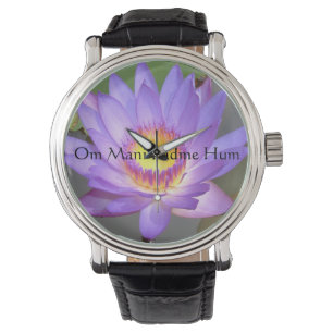 Montre en fleurs de lotus violet