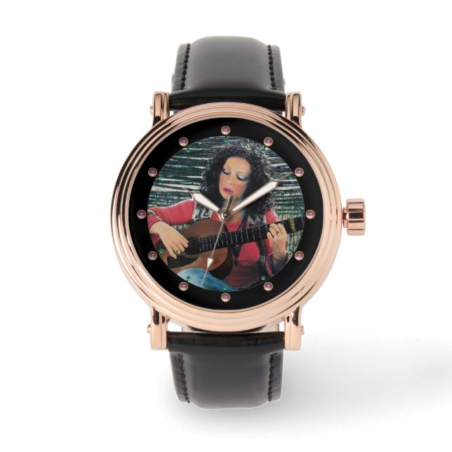 Montre Femme Jouant De La Musique Avec Guitare Acoustique (Recto)
